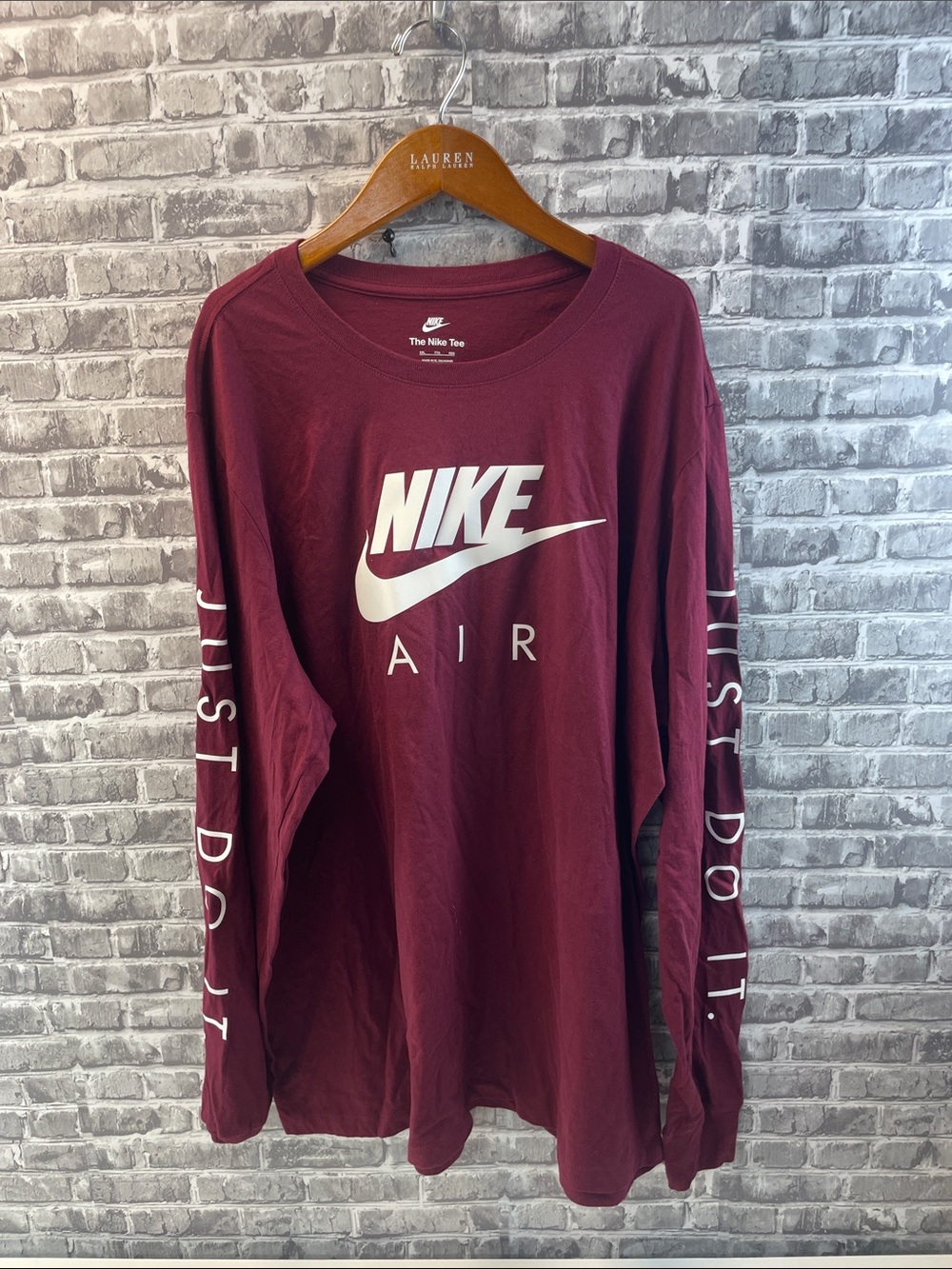 Nike Long Sleeve‎ Tee in Burgundy with White Logo